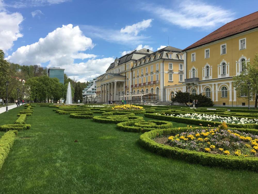 Appartement Apartma Vrtnica, Vila Golf à Rogaška Slatina Extérieur photo